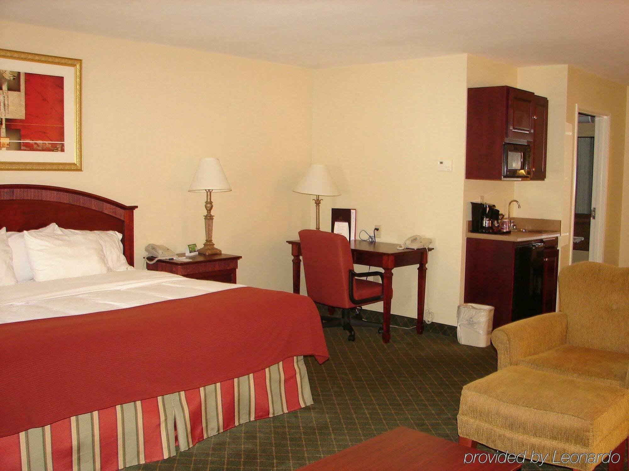 Holiday Inn Express Hotel & Suites Lexington-Downtown University, An Ihg Hotel Экстерьер фото